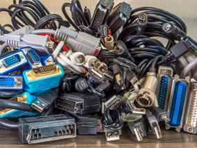 Pile of random plugs and sockets